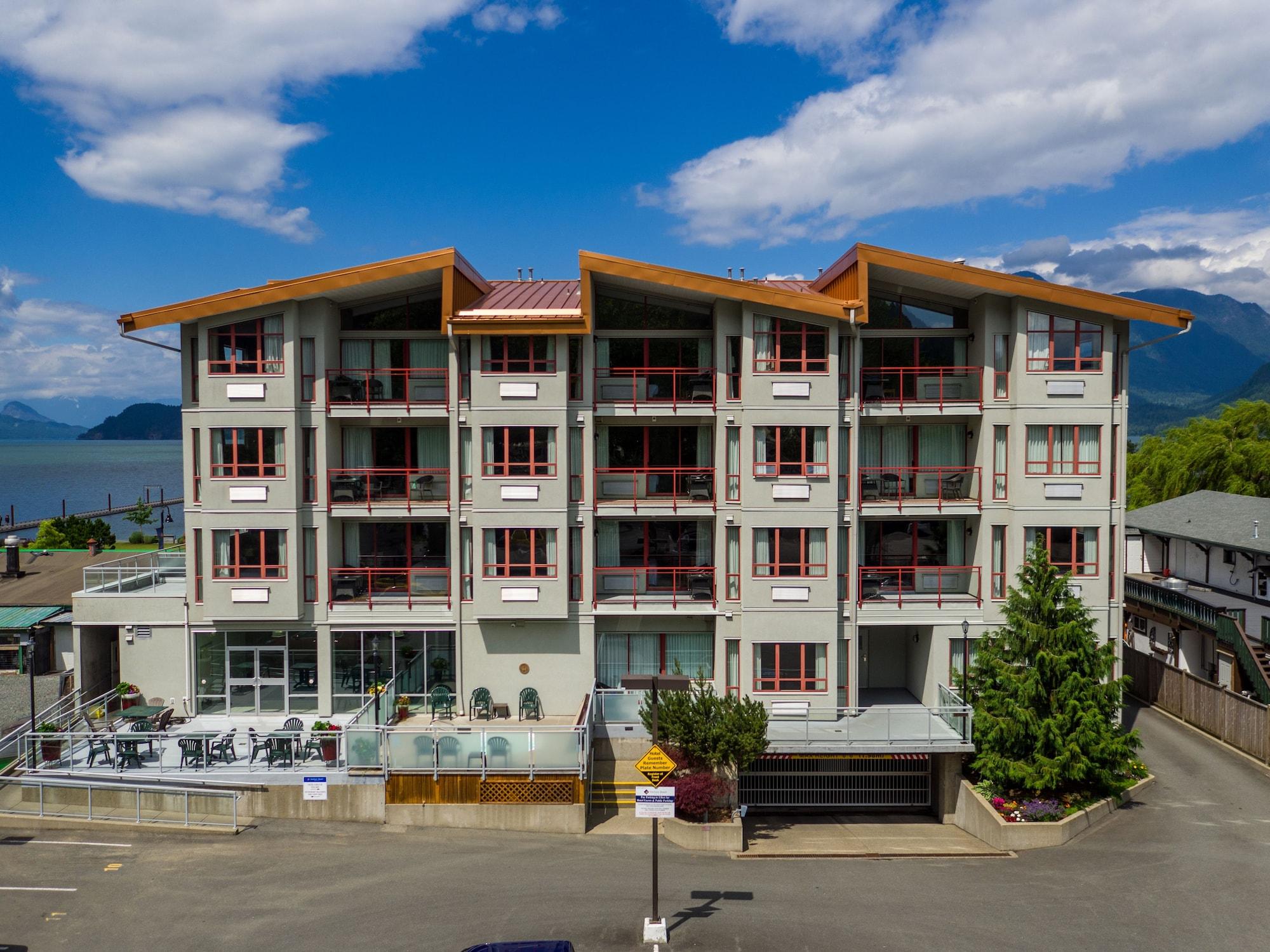 Harrison Beach Hotel Harrison Hot Springs Exterior foto
