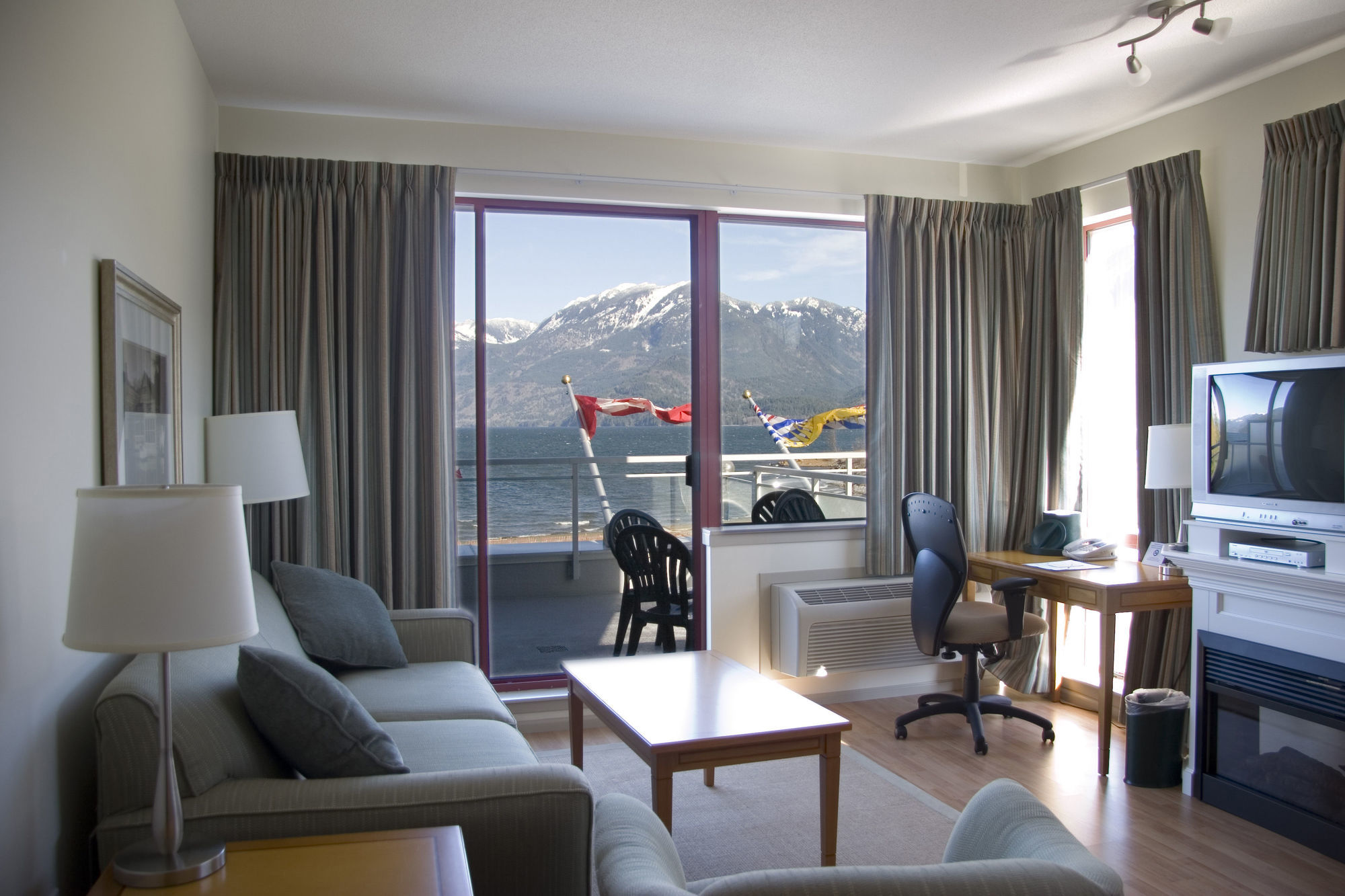 Harrison Beach Hotel Harrison Hot Springs Quarto foto